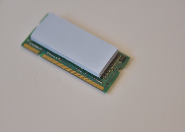 三元-新能源汽车用导热材料