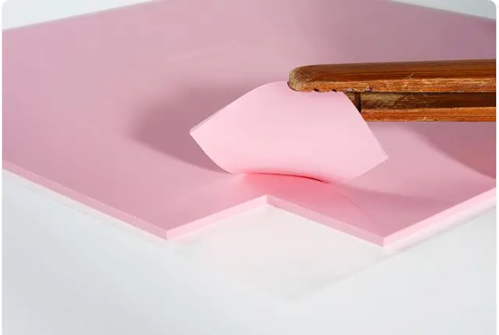 导热硅胶片在电芯热管理中的作用