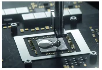 液态金属真的比导热膏更好吗?