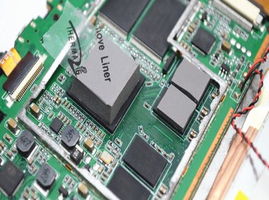 广东8.5W导热硅胶片TIF700R灰色低渗油高导热,寿命持久经济型性能