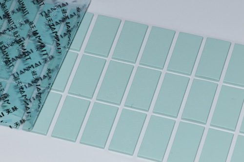 TMA-5018/TMA-5035导热硅胶片