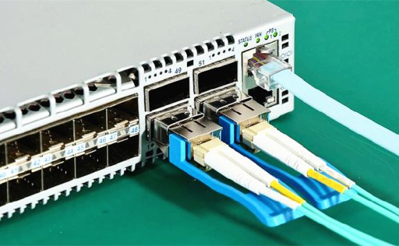 光模块中常用的吸波材料选型指标