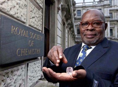 热水比冷水结冰更快吗？