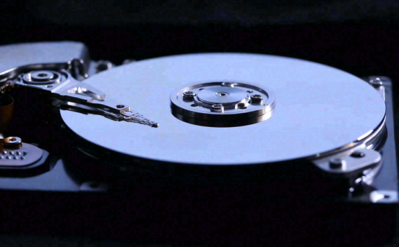 散热与可靠性兼得的极限挑战:我知道风,是在哪一个方向吹