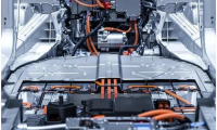 冷却更快、成本更低，动力电池冷却技术之冷媒直冷VS液冷